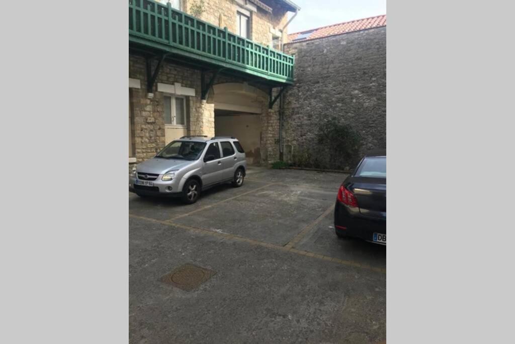 T3 Centre Proche Plage Avec Parking Privatif 비아히쯔 외부 사진